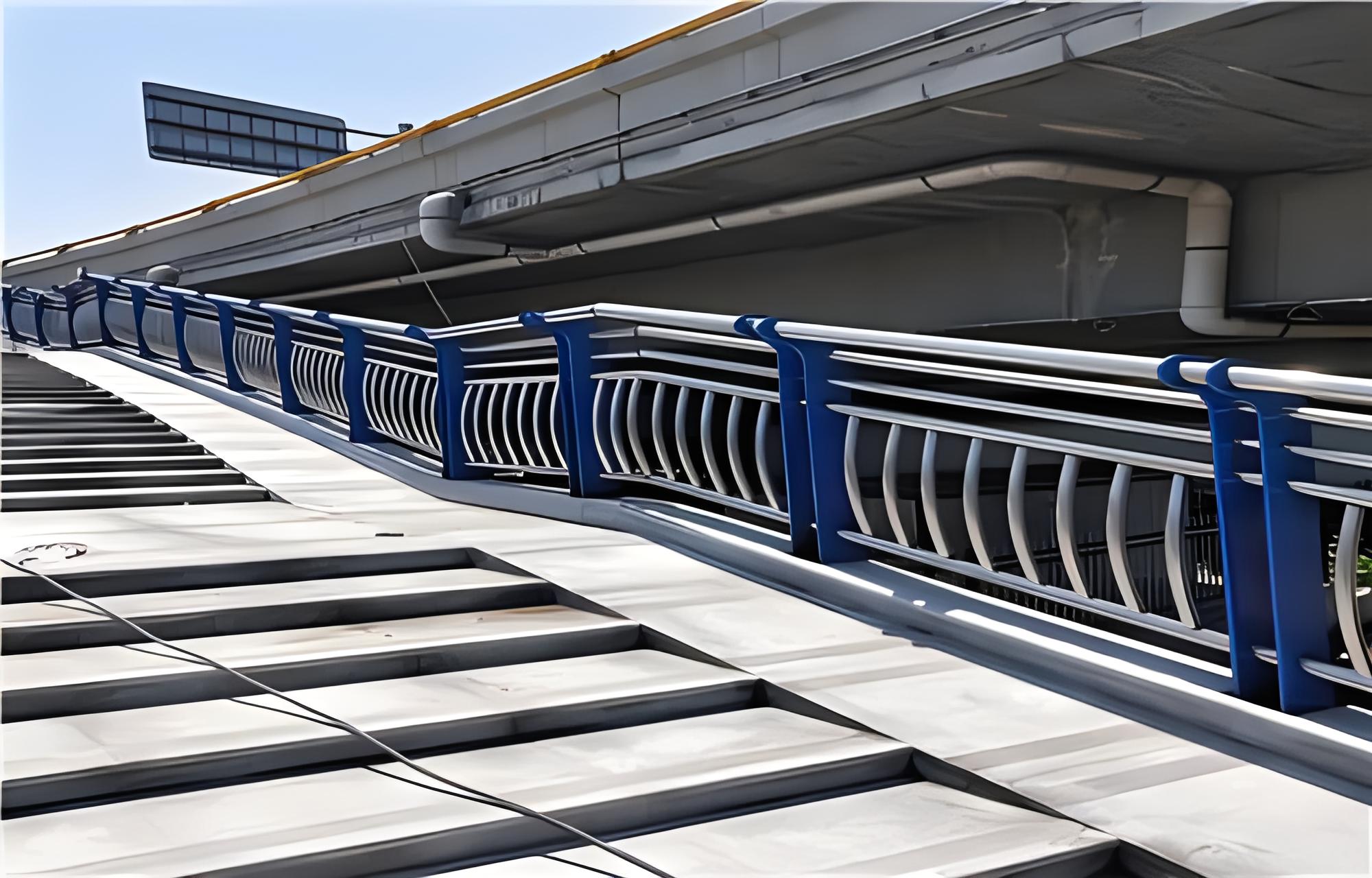 湖南不锈钢桥梁护栏维护方案：确保安全，延长使用寿命